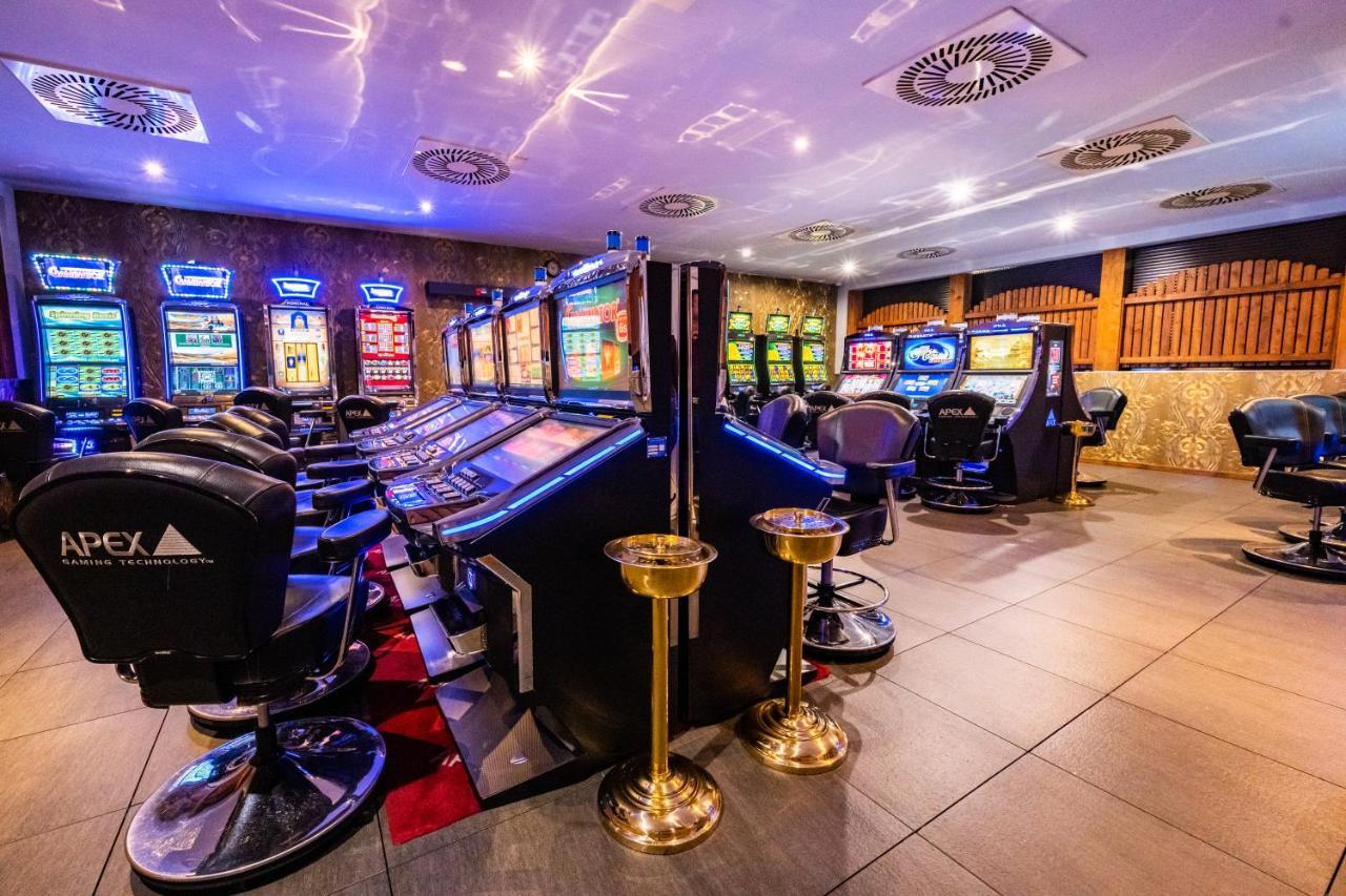 Imperial Casino Strazny Hotel Eksteriør bilde