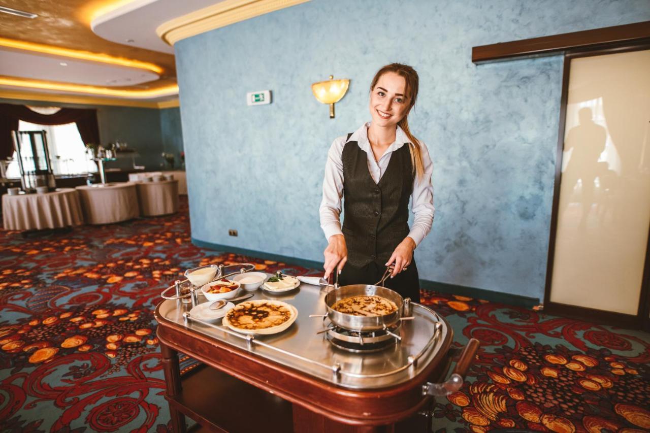 Imperial Casino Strazny Hotel Eksteriør bilde
